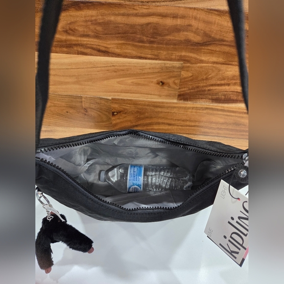 Kipling Bag Black Shoulder Monkey Keychain NEW Isidora - Picture 8 of 16